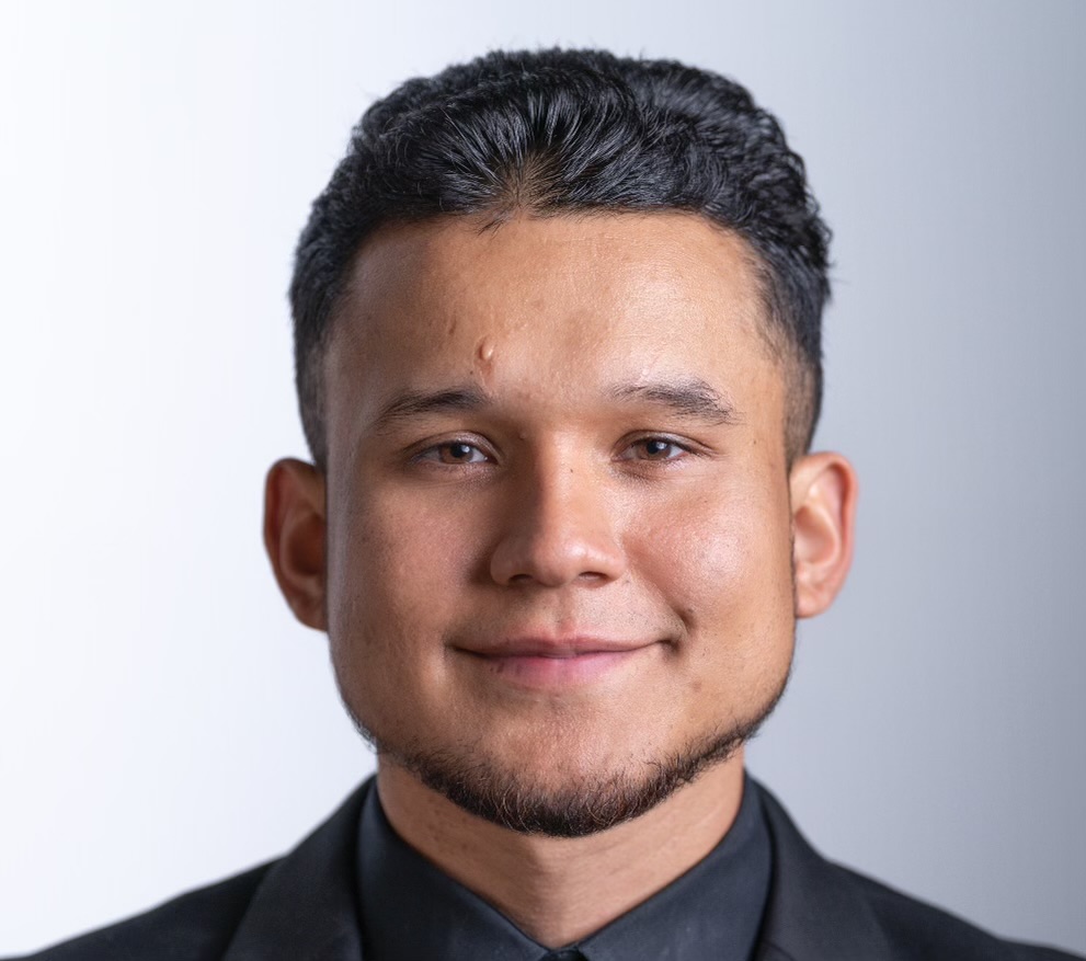Eric Gonzalez headshot